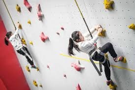 广东vs深圳前瞻：周鹏率队反戈旧主 徐杰胡明轩主场欲避连败＂